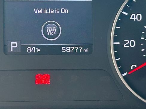 Used 2021 Kia Seltos EX image 25