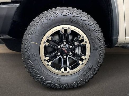 New 2026 GMC Sierra 1500 AT4X AWD/4WD image 13