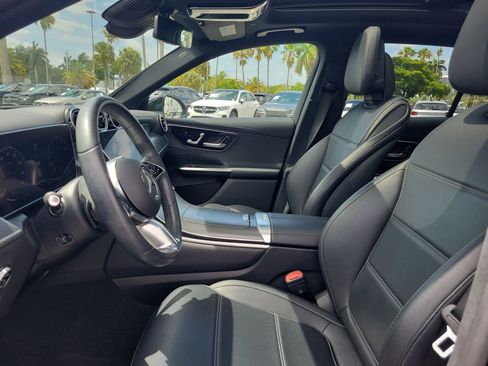 Used 2024 Mercedes-Benz GLC 300 image 22