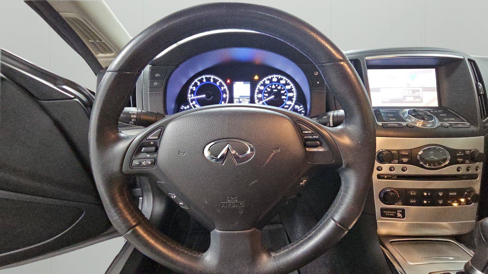 Used 2015 INFINITI Q60 AWD Coupe w/ Premium Package image 22