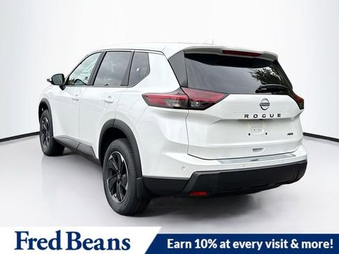 New 2026 Nissan Rogue SV image 4