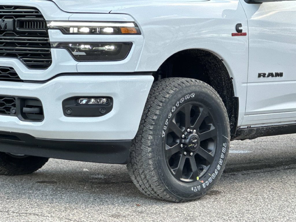 New 2026 RAM 2500 Laramie AWD/4WD image 7