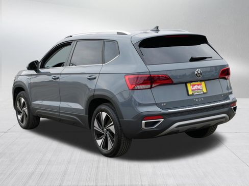 Used 2024 Volkswagen Taos SE image 5
