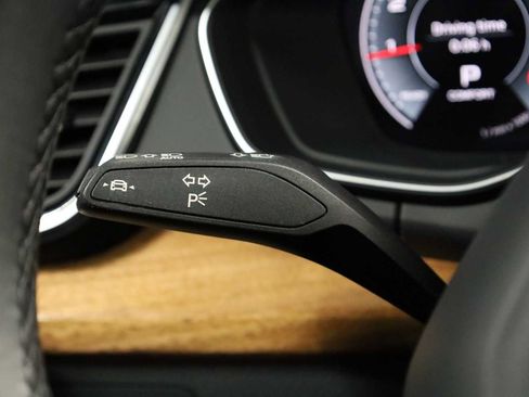 Used 2023 Audi Q5 2.0T Premium Plus w/ Premium Plus Package image 29