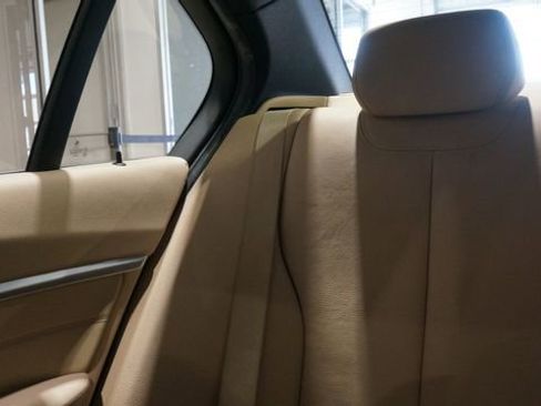 Used 2016 BMW 340i xDrive Sedan image 53