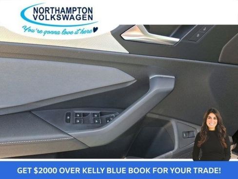 New 2025 Volkswagen Jetta SE image 8