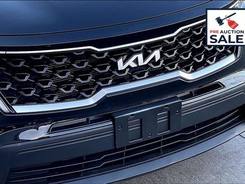 Used 2023 Kia Sorento LX AWD/4WD image 31