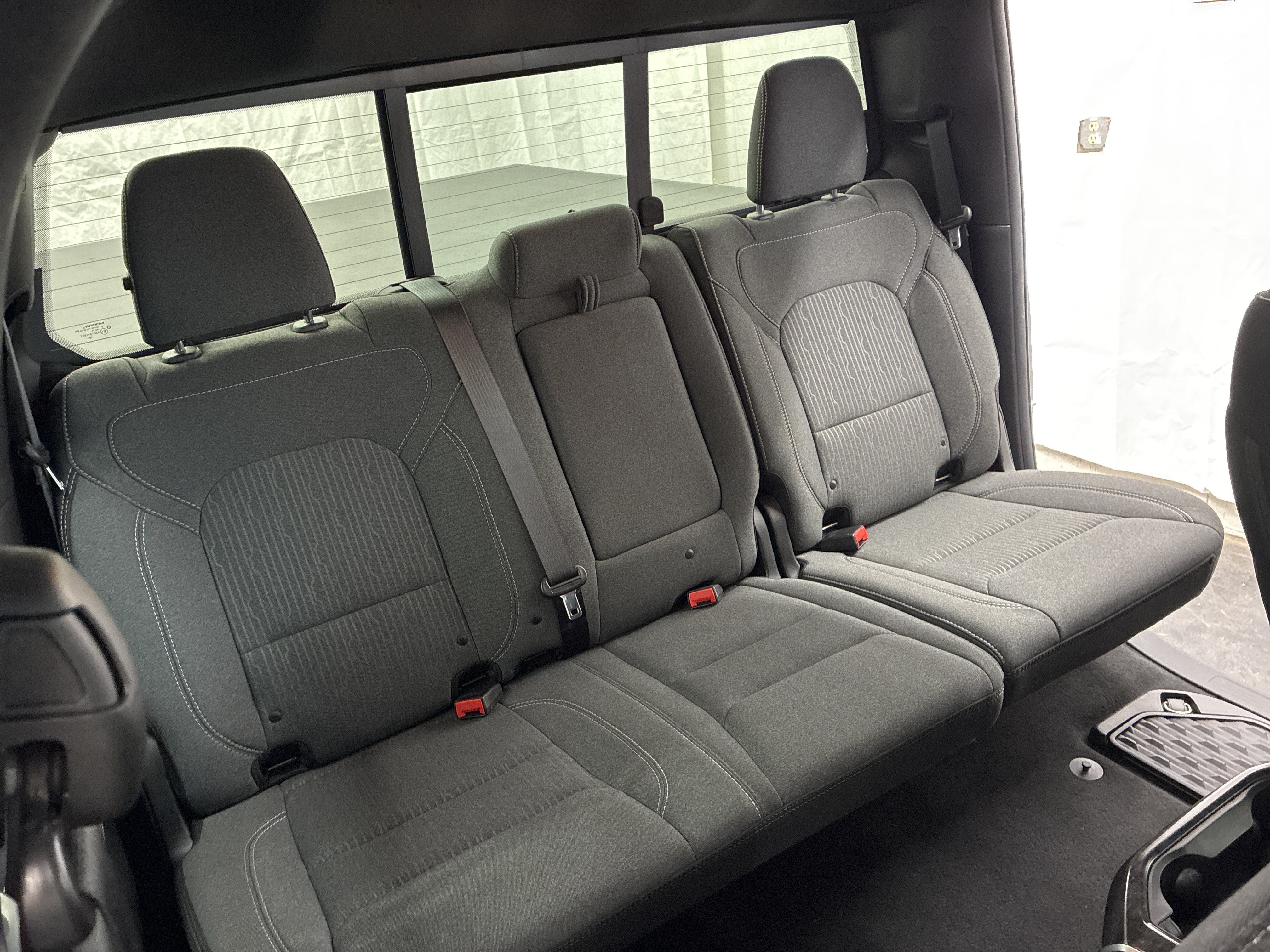 Used 2019 RAM 1500 Big Horn AWD/4WD image 11