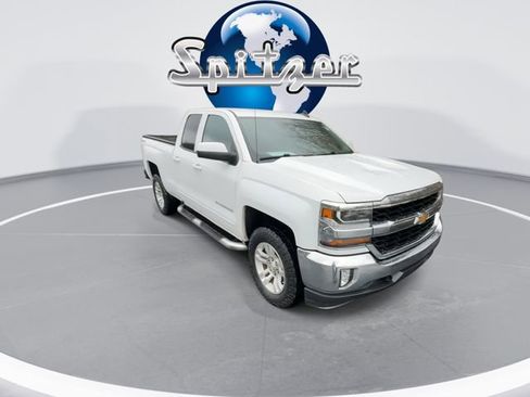 Used 2018 Chevrolet Silverado 1500 LT w/ All Star Edition image 2