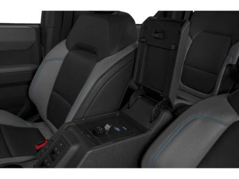 Used 2023 Ford Bronco Black Diamond AWD/4WD image 14