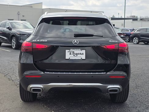 Used 2025 Mercedes-Benz GLA 250 4MATIC image 6