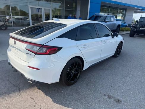 Used 2024 Honda Civic Sport image 4