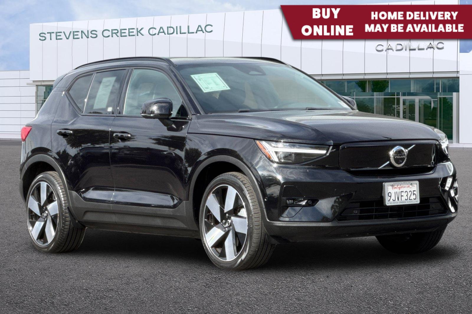 Used 2023 Volvo XC40 Recharge Ultimate AWD/4WD image 1