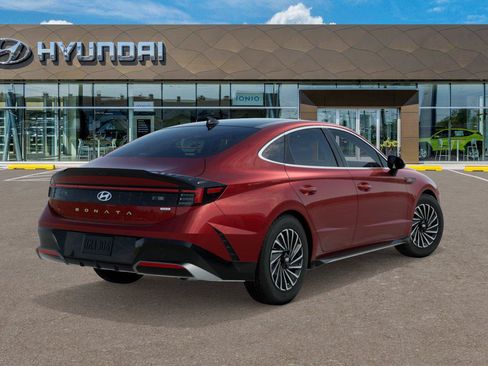 New 2026 Hyundai Sonata SEL FWD image 4