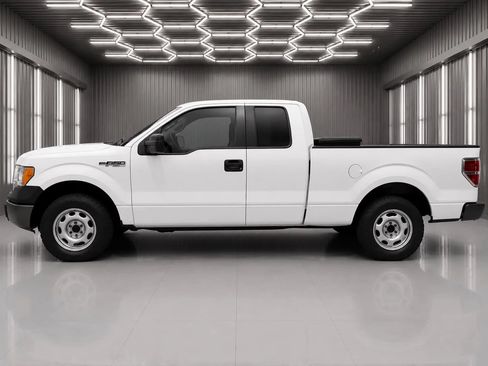 Used 2013 Ford F150 XL w/ PWR Equipment Group RWD image 2