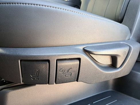 Used 2024 Toyota Grand Highlander Platinum image 9