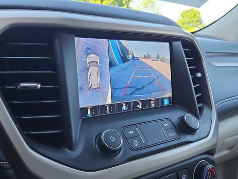 Certified 2022 GMC Acadia Denali w/ Denali Ultimate Package FWD image 31