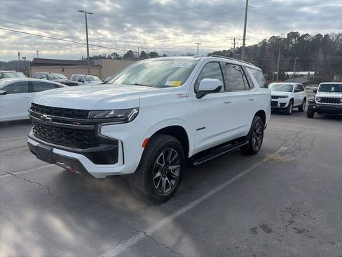 Used 2021 Chevrolet Tahoe Z71 image 3
