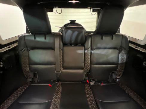 Used 2021 Jeep Wrangler Unlimited Sahara AWD/4WD image 26