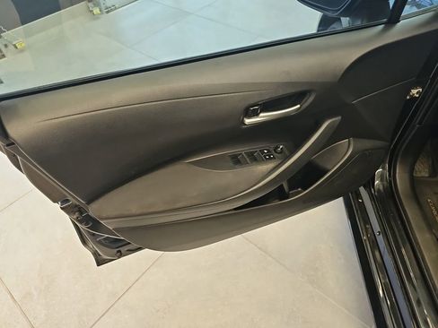 Used 2021 Toyota Corolla LE w/ Carpet Mat Package (TMS) image 11