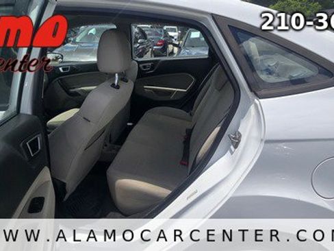 Used 2016 Ford Fiesta SE FWD image 24