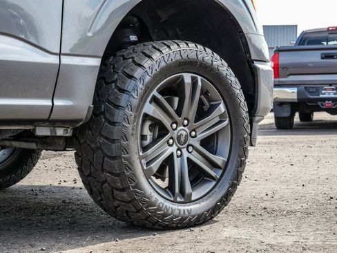 Used 2022 Ford F150 XLT w/ Equipment Group 302A High image 9