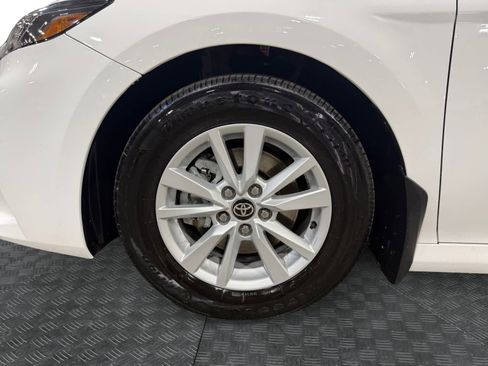 Used 2026 Toyota Camry LE w/ Convenience Package FWD image 15