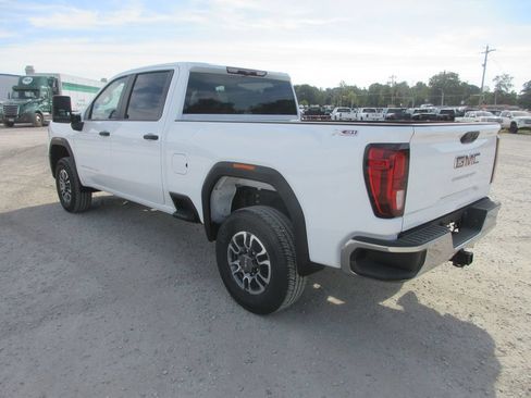 New 2026 GMC Sierra 3500 Pro AWD/4WD image 7