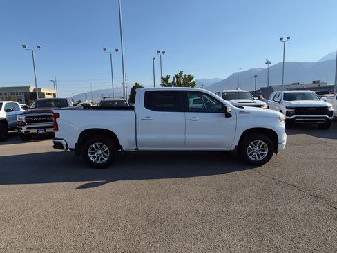 Used 2023 Chevrolet Silverado 1500 RST AWD/4WD image 2