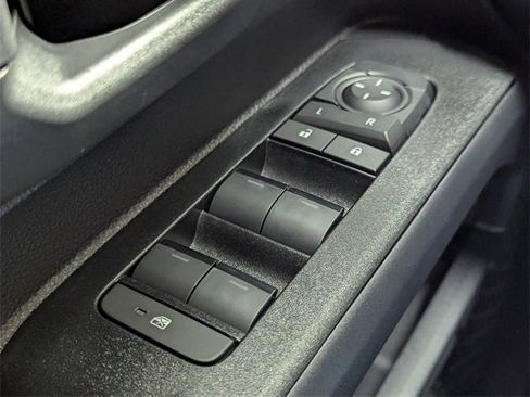 Used 2025 Toyota 4Runner SR5 image 17