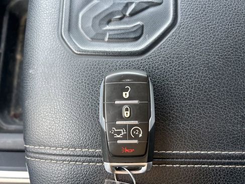 Used 2021 RAM 1500 Laramie image 26