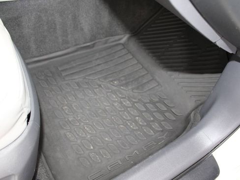 Used 2021 Toyota Camry XSE FWD image 45