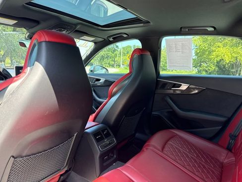 Used 2019 Audi S4 Premium Plus w/ Premium Plus Package AWD/4WD image 21
