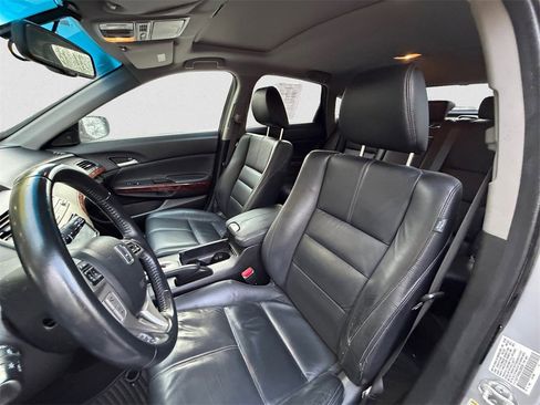 Used 2010 Honda Crosstour EX-L image 9