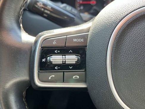 Certified 2021 Kia Sorento S w/ Panoramic Sunroof Package AWD/4WD image 29