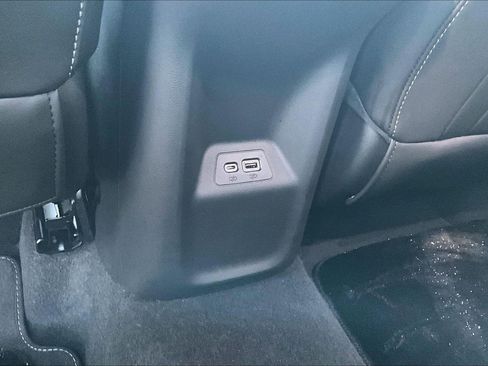 Used 2022 Buick Envision Preferred w/ Safety Package image 32