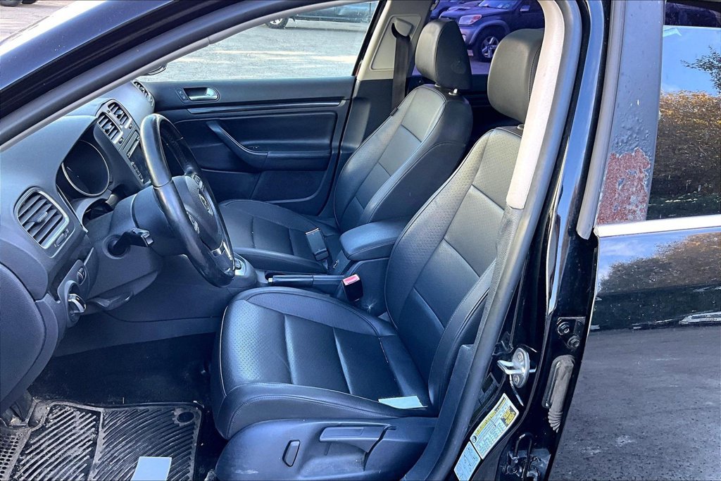 Used 2013 Volkswagen Jetta TDI FWD image 9