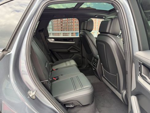 New 2026 Porsche Cayenne S AWD/4WD image 21