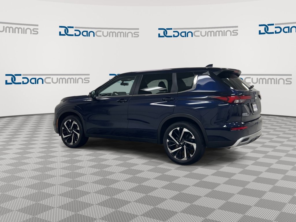 Used 2024 Mitsubishi Outlander SE FWD image 6