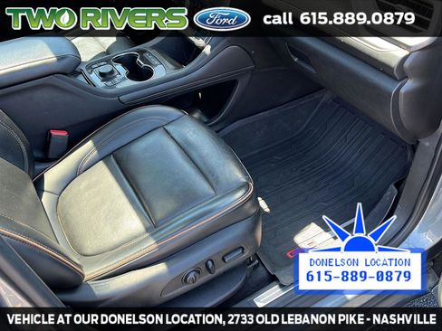 Used 2021 GMC Acadia AT4 w/ Technology Package AWD/4WD image 45
