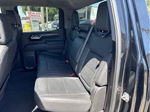 Used 2025 GMC Sierra 1500 SLT AWD/4WD image 10
