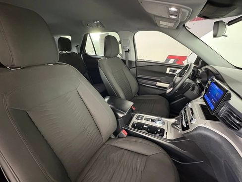 Used 2020 Ford Explorer XLT RWD image 37