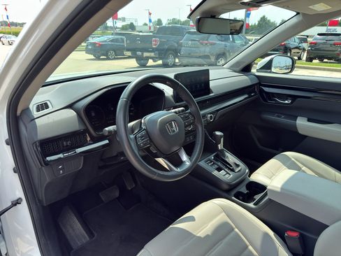 Used 2024 Honda CR-V EX-L image 8