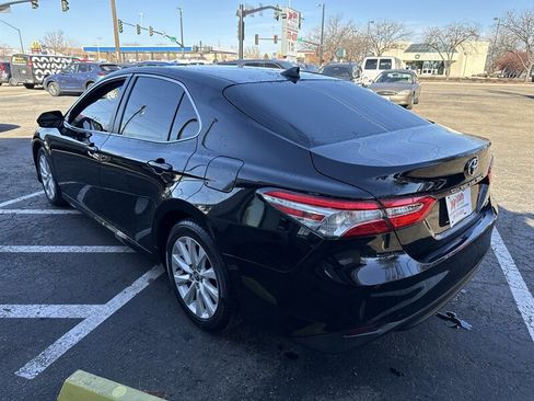 Used 2020 Toyota Camry LE w/ Carpet Mat Package image 3