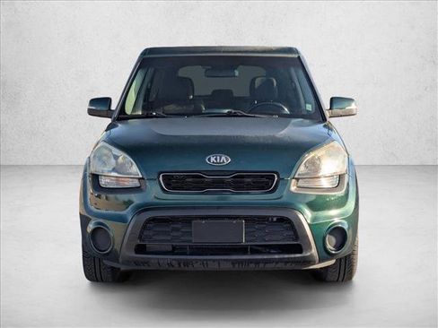 Used 2013 Kia Soul + image 2