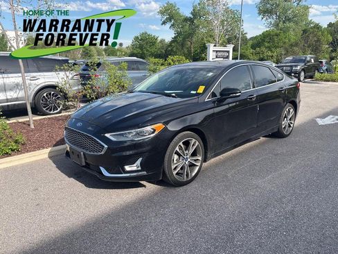 Used 2020 Ford Fusion Titanium image 1