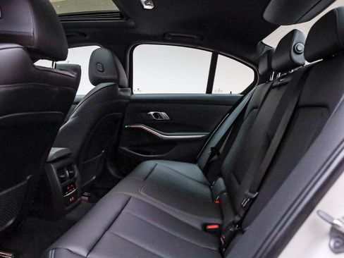 Certified 2022 BMW 330i Sedan w/ Premium Package 2 image 20