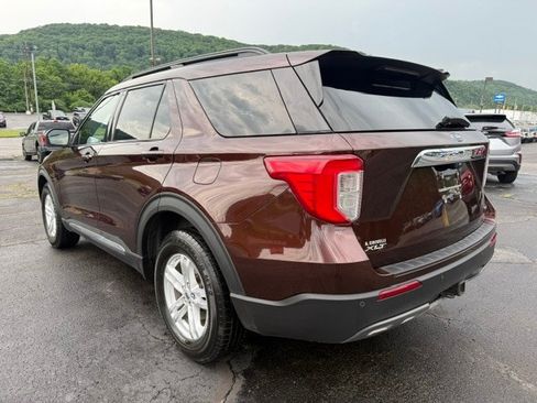 Used 2020 Ford Explorer XLT w/ Equipment Group 202A AWD/4WD image 6