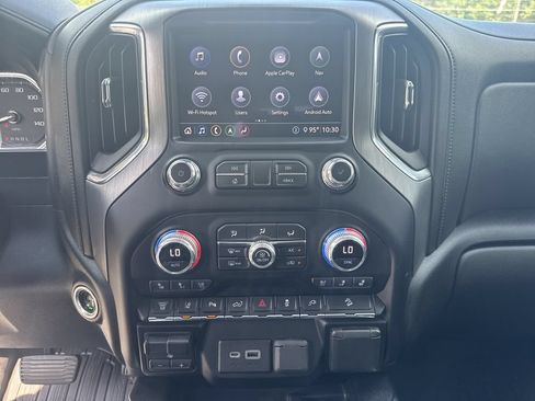 Used 2020 GMC Sierra 3500 Denali w/ Denali Ultimate Package AWD/4WD image 29