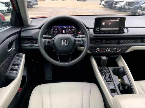 Used 2023 Honda Accord LX image 5